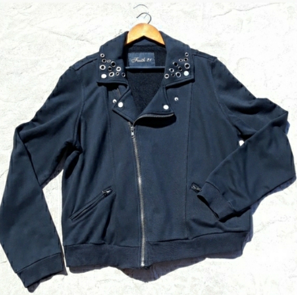 Faith 21 Grommet Detail Jacket